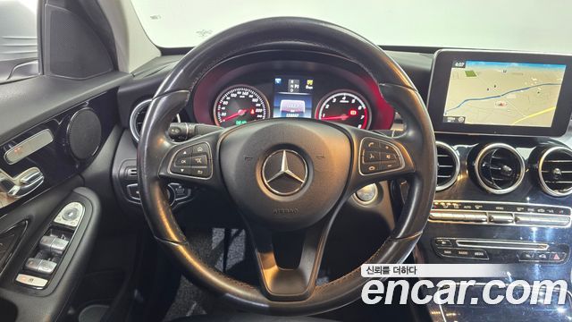 Mercedes-Benz C-Class C200