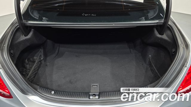 Mercedes-Benz C-Class C200