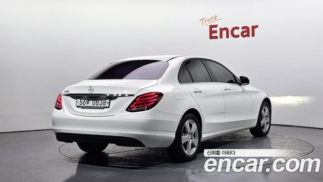 Mercedes-Benz C-Class C200
