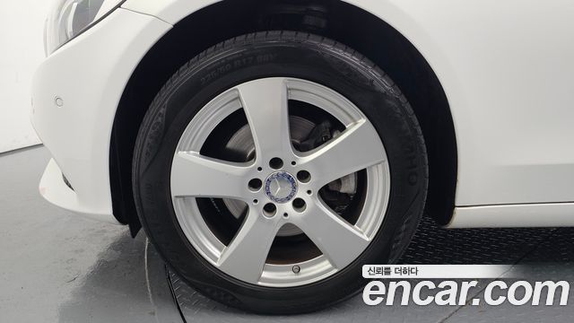 Mercedes-Benz C-Class C200