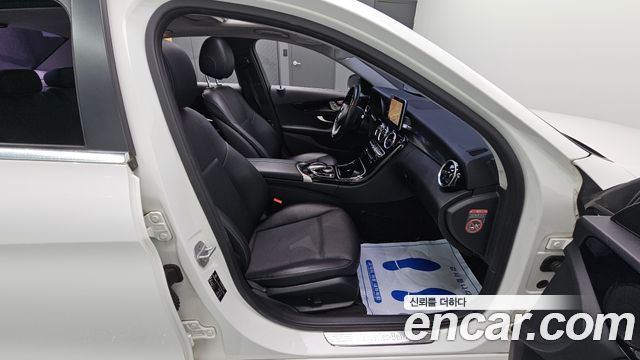 Mercedes-Benz C-Class C200