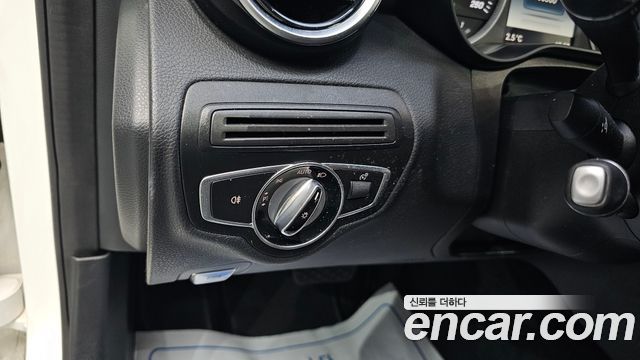Mercedes-Benz C-Class C200
