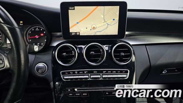 Mercedes-Benz C-Class C200