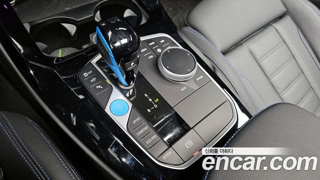 BMW iX3 M Sports