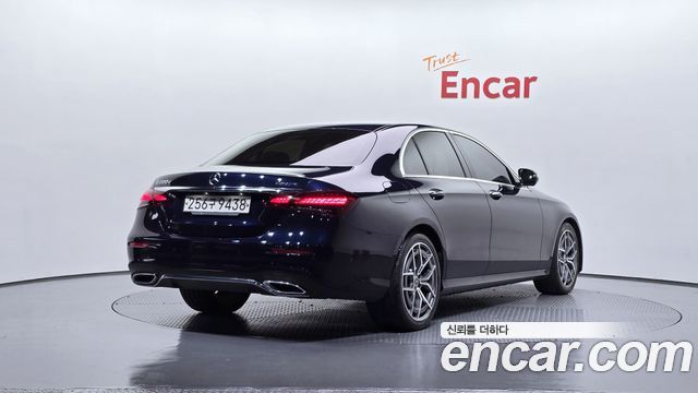Mercedes-Benz E-Class E220d 4MATIC AMG Line