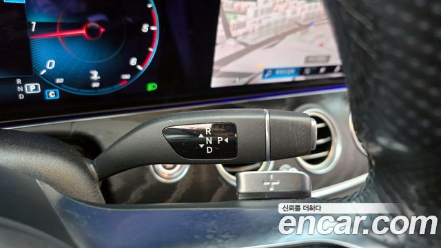 Mercedes-Benz E-Class E220d 4MATIC AMG Line