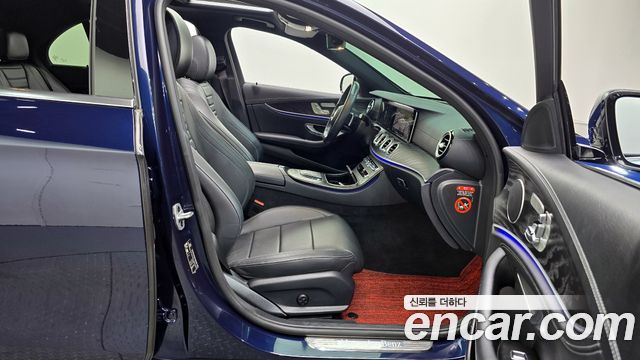 Mercedes-Benz E-Class E220d 4MATIC AMG Line