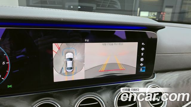 Mercedes-Benz E-Class E220d 4MATIC AMG Line