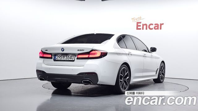 BMW 5-Series 530i xDrive M Sport Package