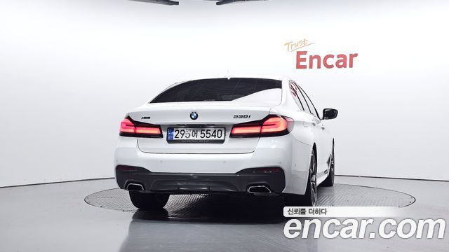BMW 5-Series 530i xDrive M Sport Package