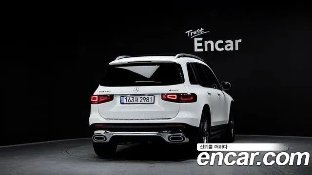 Mercedes-Benz GLB-Class GLB250 4MATIC