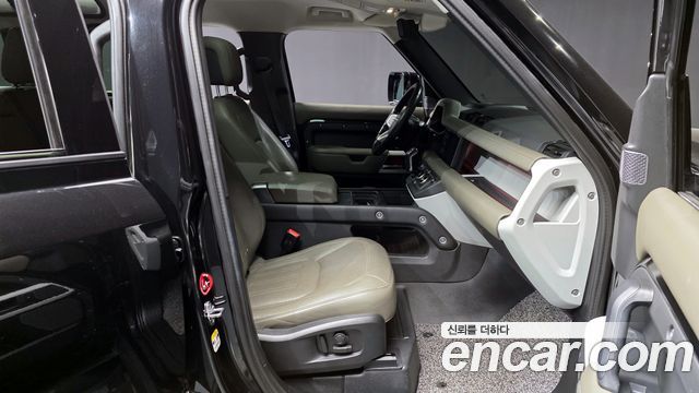 Land Rover Defender 110 D300 HSE