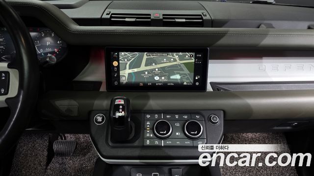 Land Rover Defender 110 D300 HSE