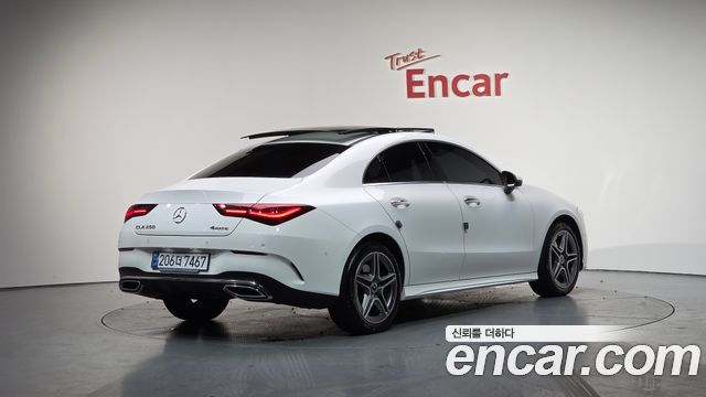 Mercedes-Benz CLA-Class CLA250 4MATIC