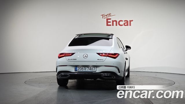 Mercedes-Benz CLA-Class CLA250 4MATIC