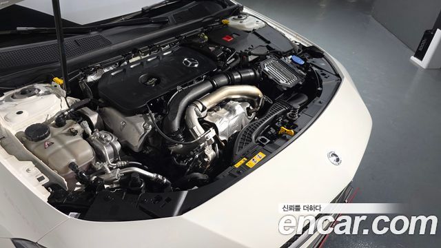 Mercedes-Benz CLA-Class CLA250 4MATIC