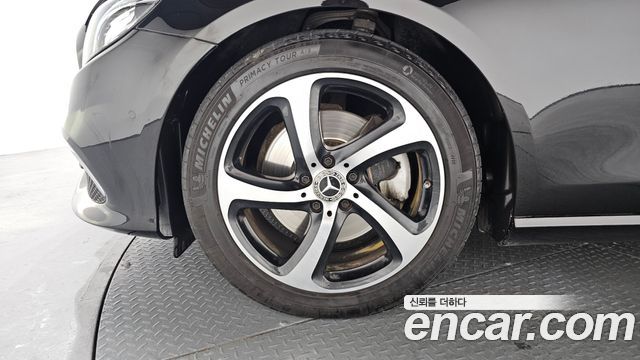 Mercedes-Benz E-Class E250 Avantgarde