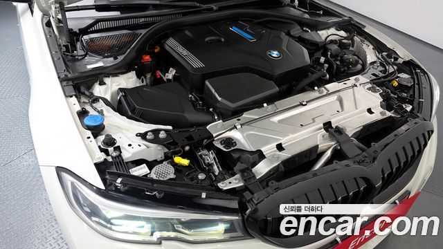 BMW 3-Series 320e M Sports