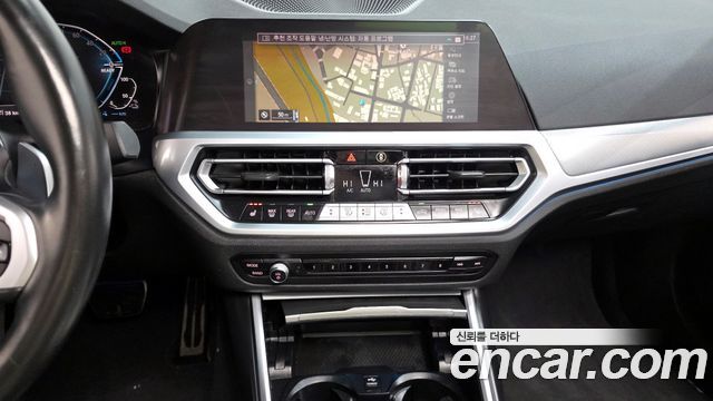 BMW 3-Series 320e M Sports