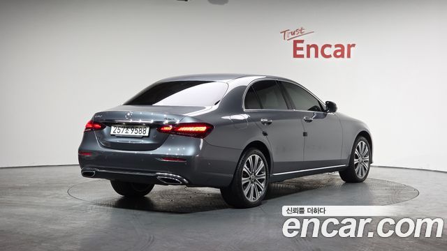 Mercedes-Benz E-Class E350 4MATIC Exclusive
