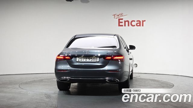 Mercedes-Benz E-Class E350 4MATIC Exclusive