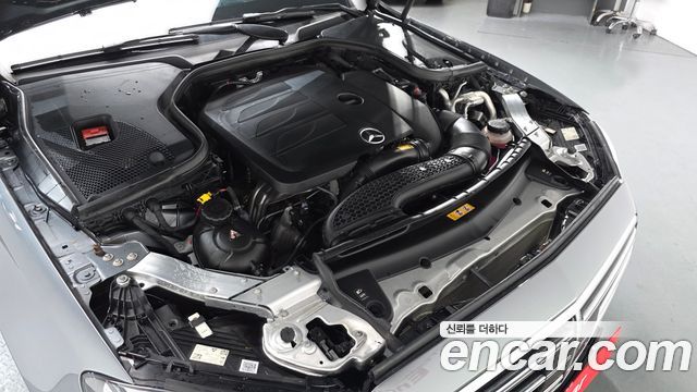 Mercedes-Benz E-Class E350 4MATIC Exclusive