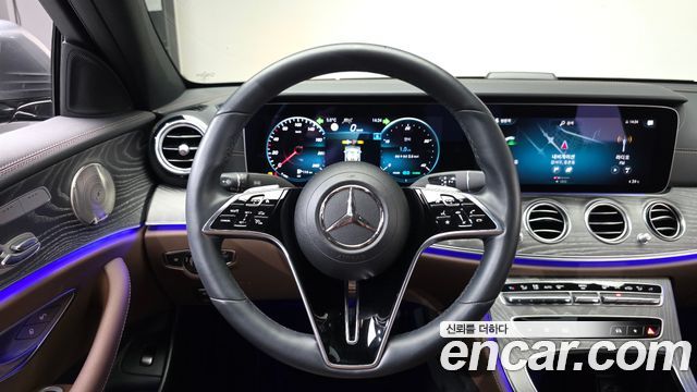 Mercedes-Benz E-Class E350 4MATIC Exclusive