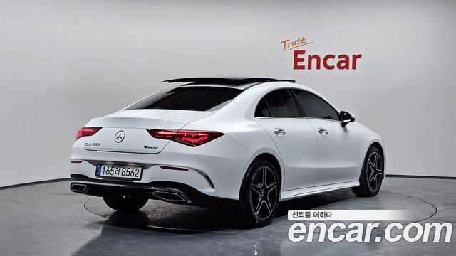 Mercedes-Benz CLA-Class CLA250 4MATIC