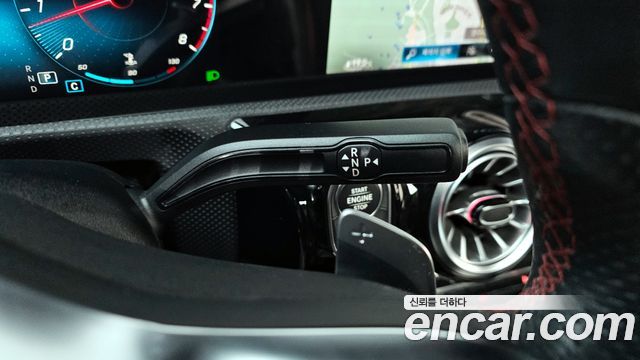 Mercedes-Benz CLA-Class CLA250 4MATIC