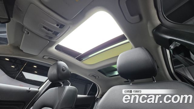 Mercedes-Benz GLA-Class GLA220