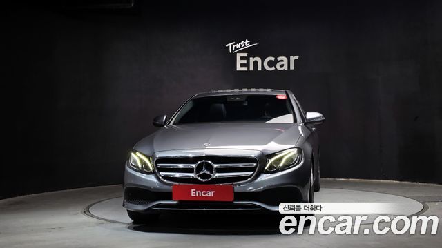 Mercedes-Benz E-Class E300 Avantgarde