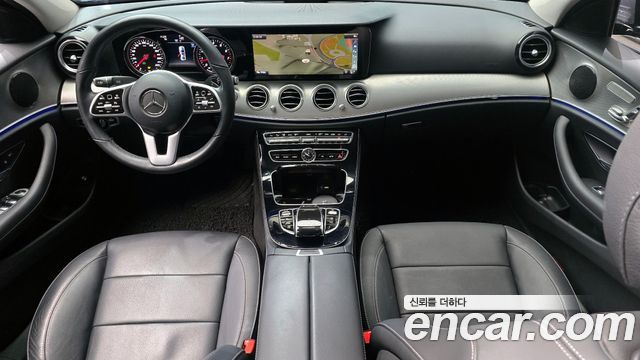 Mercedes-Benz E-Class E300 Avantgarde