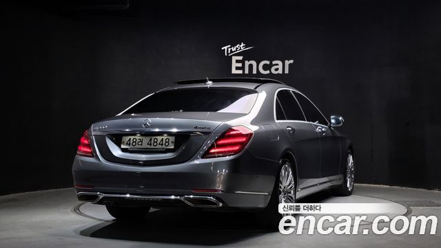 Mercedes-Benz S-Class S560L 4MATIC