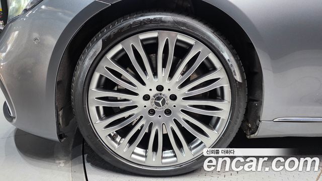Mercedes-Benz S-Class S560L 4MATIC