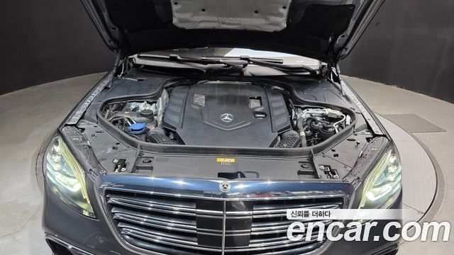 Mercedes-Benz S-Class S560L 4MATIC
