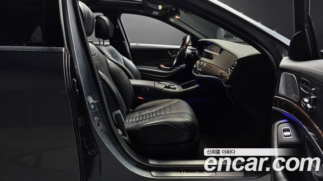 Mercedes-Benz S-Class S560L 4MATIC