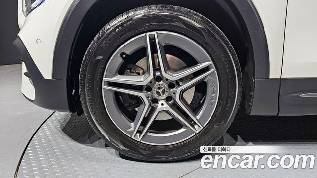 Mercedes-Benz GLB-Class GLB250 4MATIC