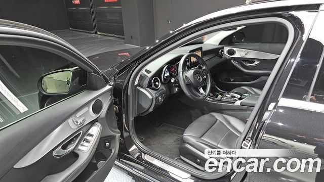 Mercedes-Benz C-Class C220 d Avantgarde