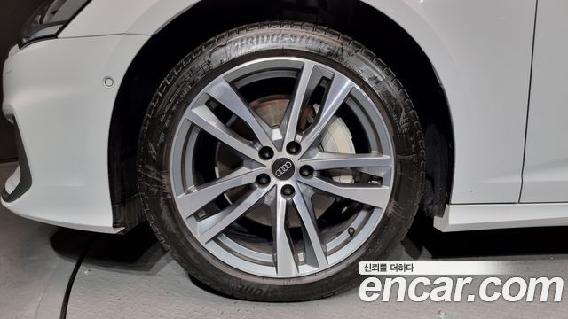 Audi A6 45 TFSI Premium