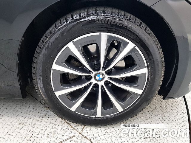 BMW 3-Series 320i Touring