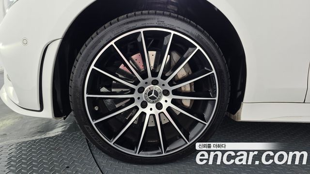 Mercedes-Benz CLS-Class CLS450 4MATIC AMG Line