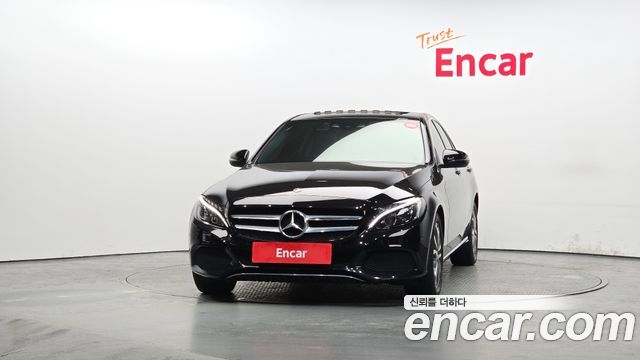 Mercedes-Benz C-Class C200 Avantgarde