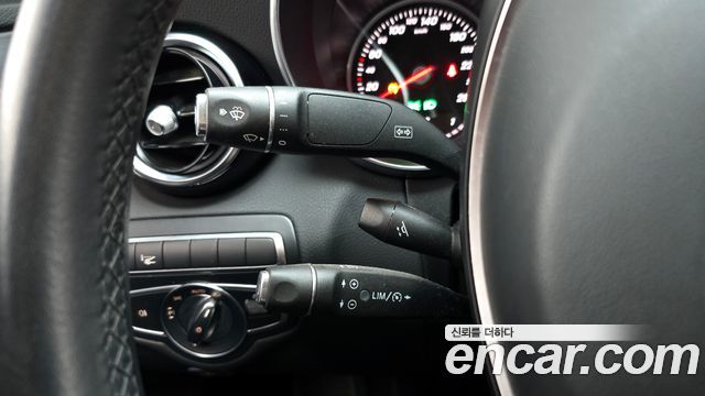 Mercedes-Benz C-Class C200 Avantgarde