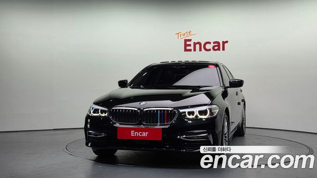 BMW 5-Series 520i Luxury