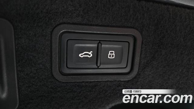 Audi A8 55 TFSI Quattro LWB