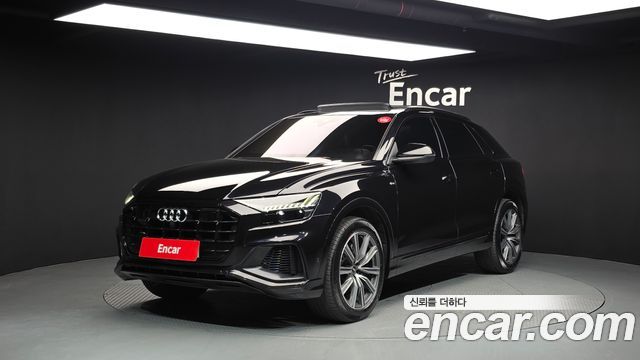 Audi Q8 55 TFSI Quattro Premium