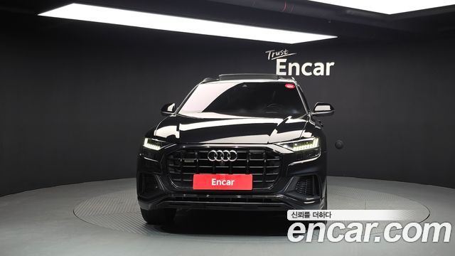 Audi Q8 55 TFSI Quattro Premium