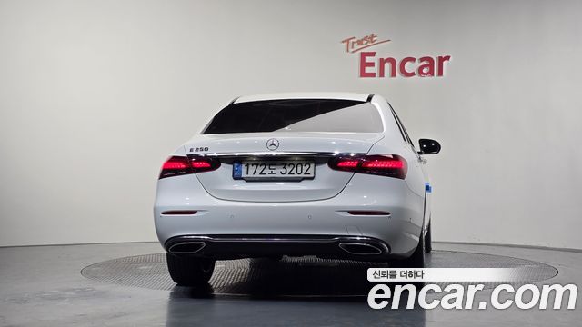 Mercedes-Benz E-Class E250 Exclusive