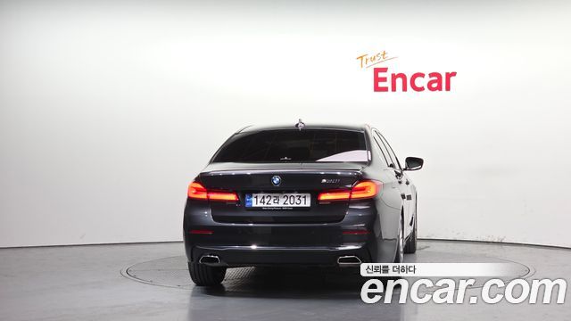 BMW 5-Series 530i Luxury
