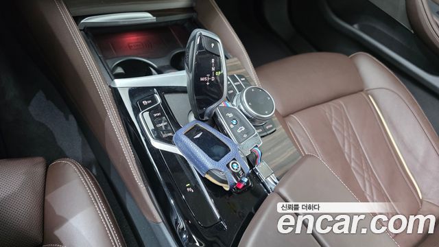 BMW 5-Series 530i Luxury